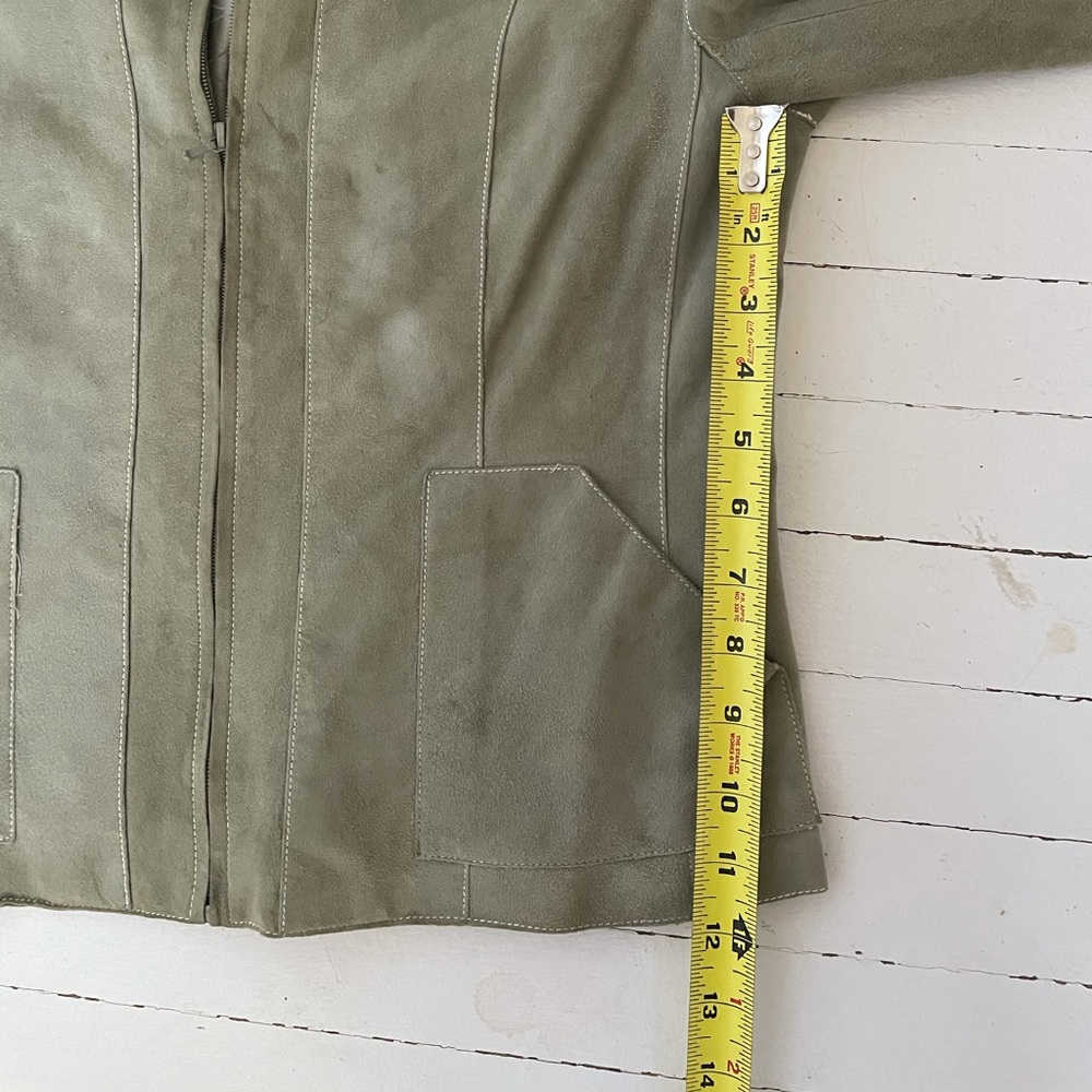 Chanel Olive Green Suede Jacket - Picture 13 of 13